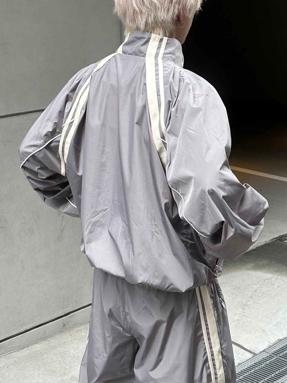 受注制【Chikashitsu +】set up line track jacket (2color