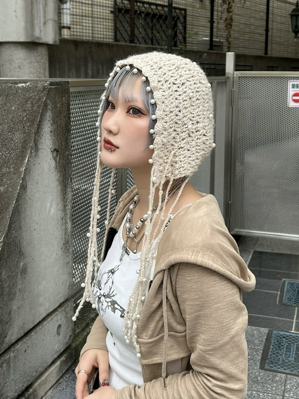 受注制【Never mind the XU】pearl babushka (2color)