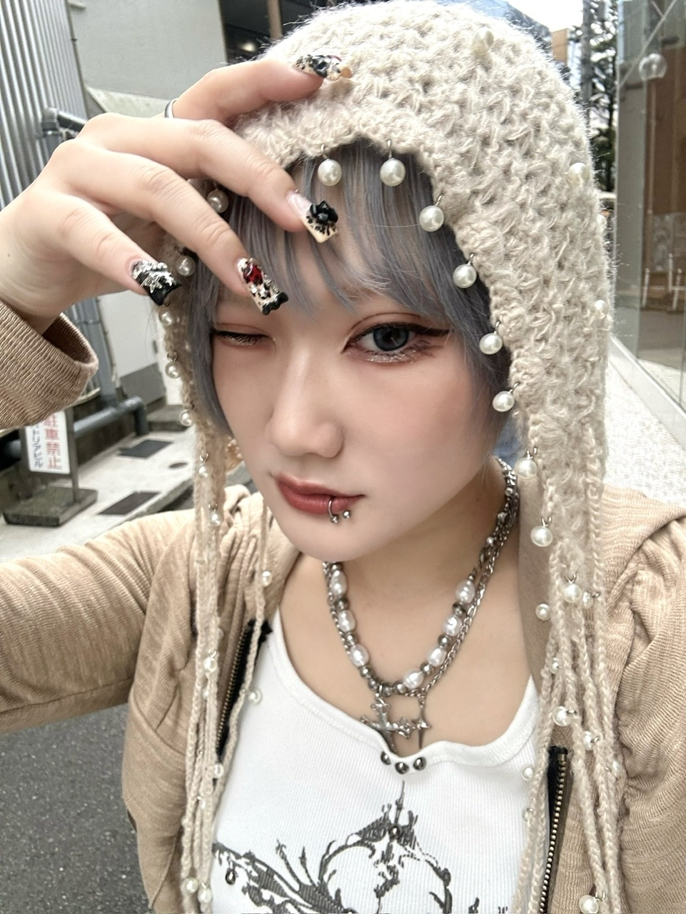 受注制【Never mind the XU】pearl babushka (2color)