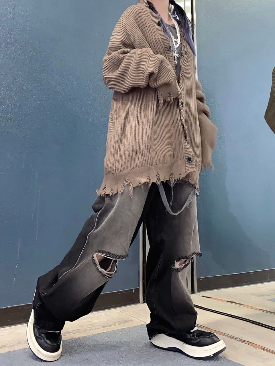 Never mind the XU】damage knit cardigan (2color) | OUR BRAND,Never