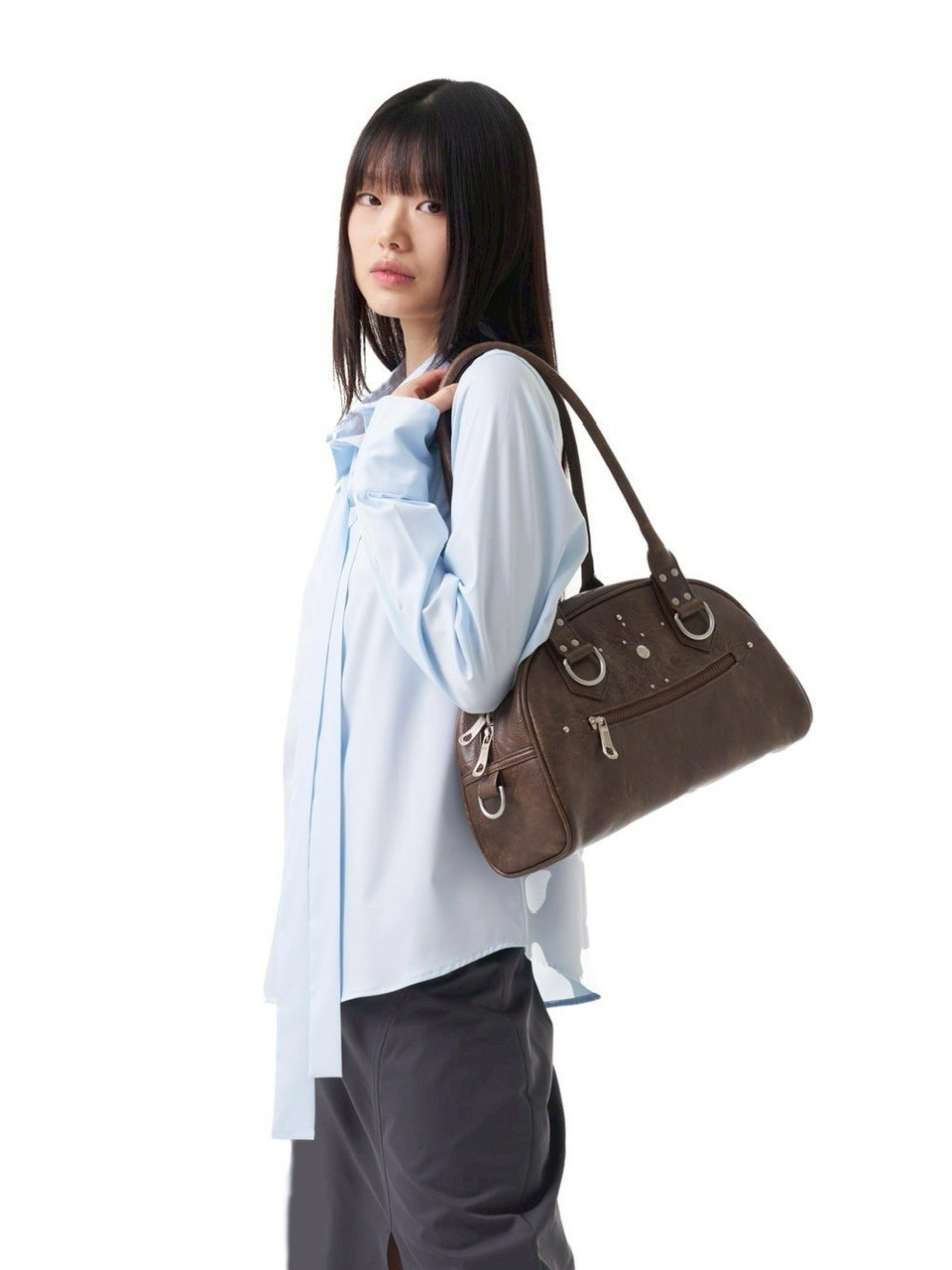 【IUGAMAKARAS】Studded Leather Bowling Bag ★送料・関税込★ IUGAMAKARAS】Studded Leather Bowling Bag | OUR BRAND