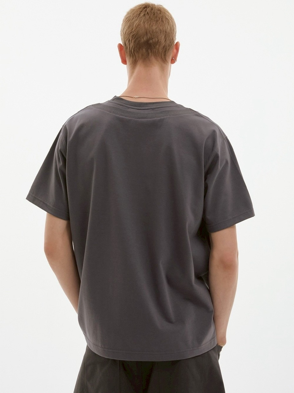 ●ESC STUDIO● double neck t-shirt (3色) unisex ESC STUDIO】double neck t-shirt / 【イーエスシーステュディオ