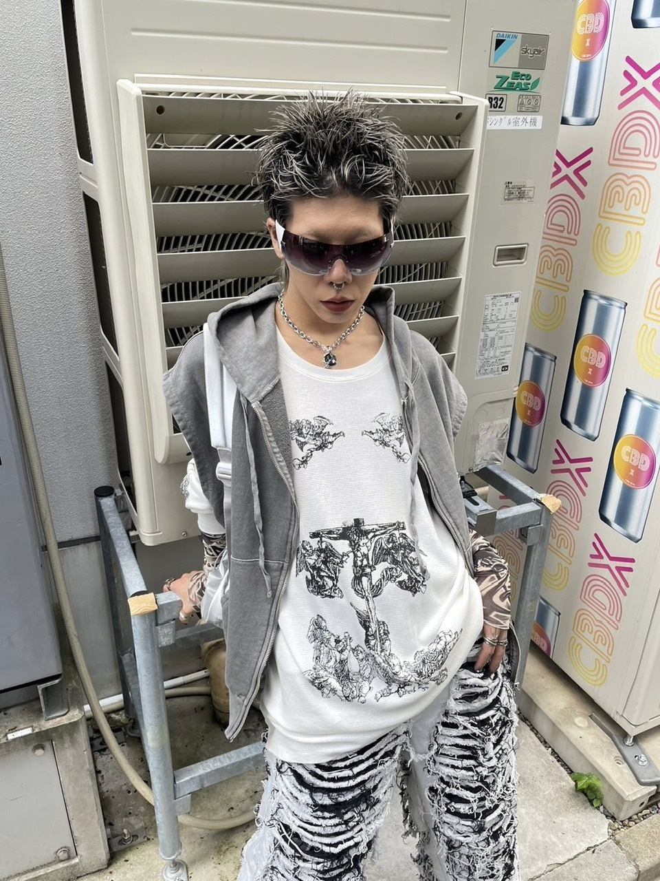 受注制【XU DOG】pigment sleeveless zip up hoodie (2color)