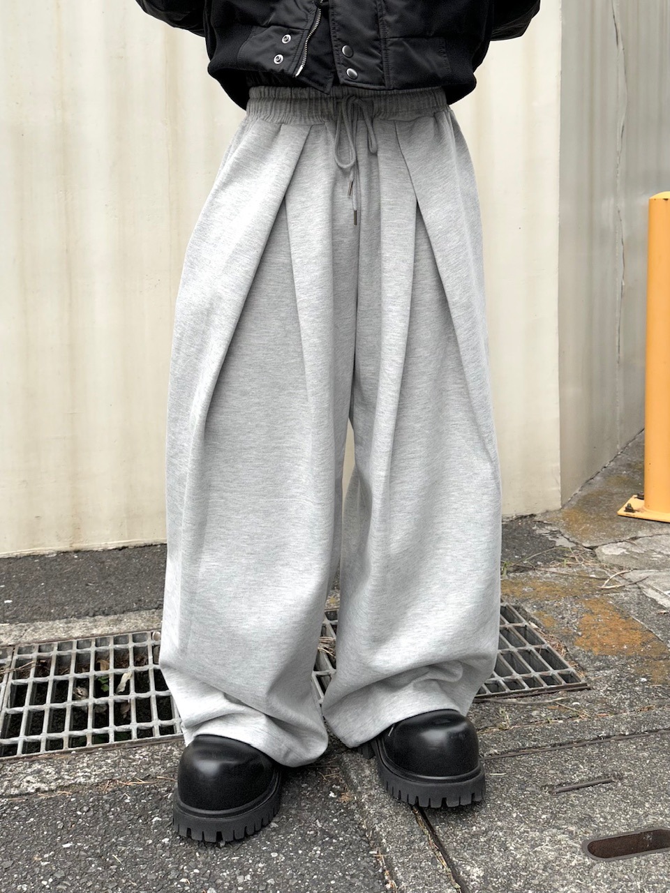 大阪店WEB限定受注制【Chikashitsu +】double tuck balloon sweat