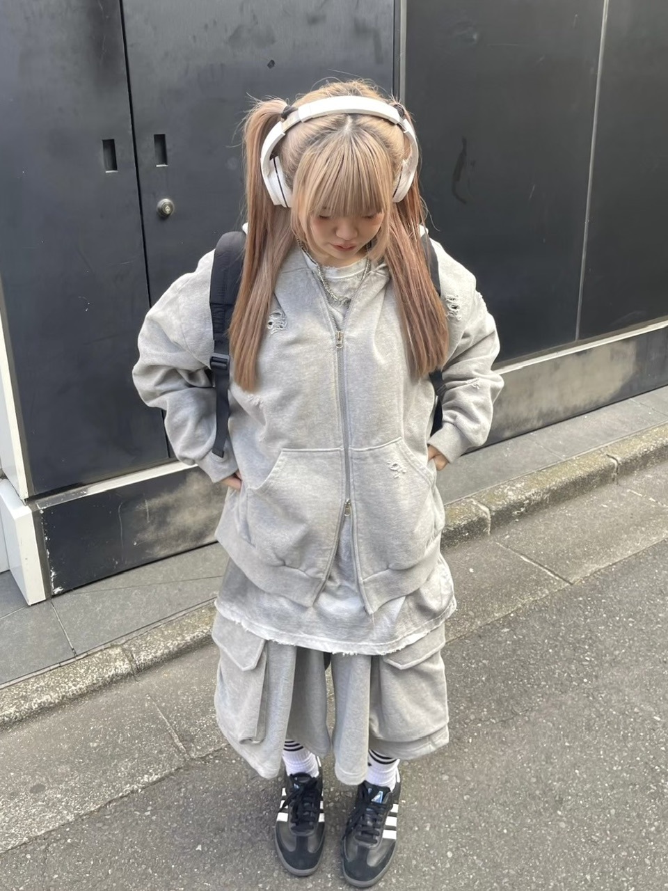 nmtc +】damage zip up hoodie (2color) / 【エヌエムティーシープラス