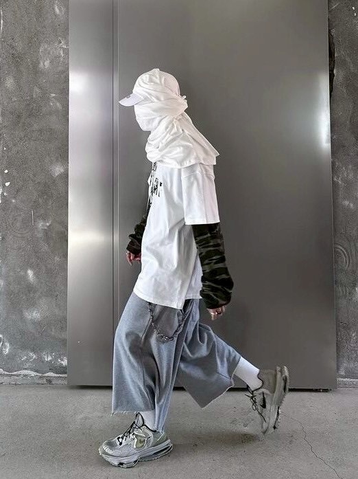 ROARINGRAD ♥ UNBALANCE SWEAT BERMUDA PANTS /追跡付 roaringrad】UNBALANCE SWEAT BERMUDA PANTS | OUR BRAND