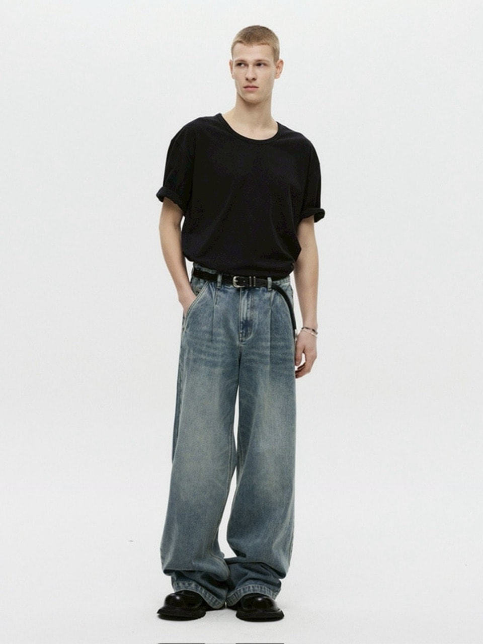 DNSR】Deep One-Tuck Wide Denim Pants | OUR BRAND,DNSR | PRESSING