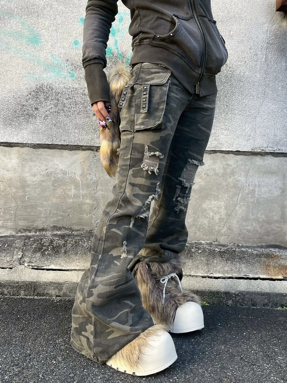 Never mind the XU】camouflage flare pants / 【ネバーマインドザ