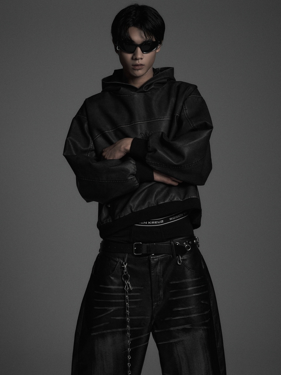 【Rosen Kreuz】 LEATHER SHIRRING HOODIE Rosen Kreuz】VINTAGE LEATHER SHIRRING HOODIE | OUR BRAND