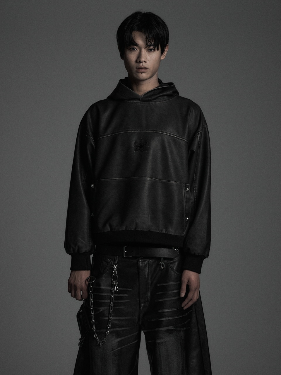 Rosen Kreuz】VINTAGE LEATHER SHIRRING HOODIE | OUR BRAND