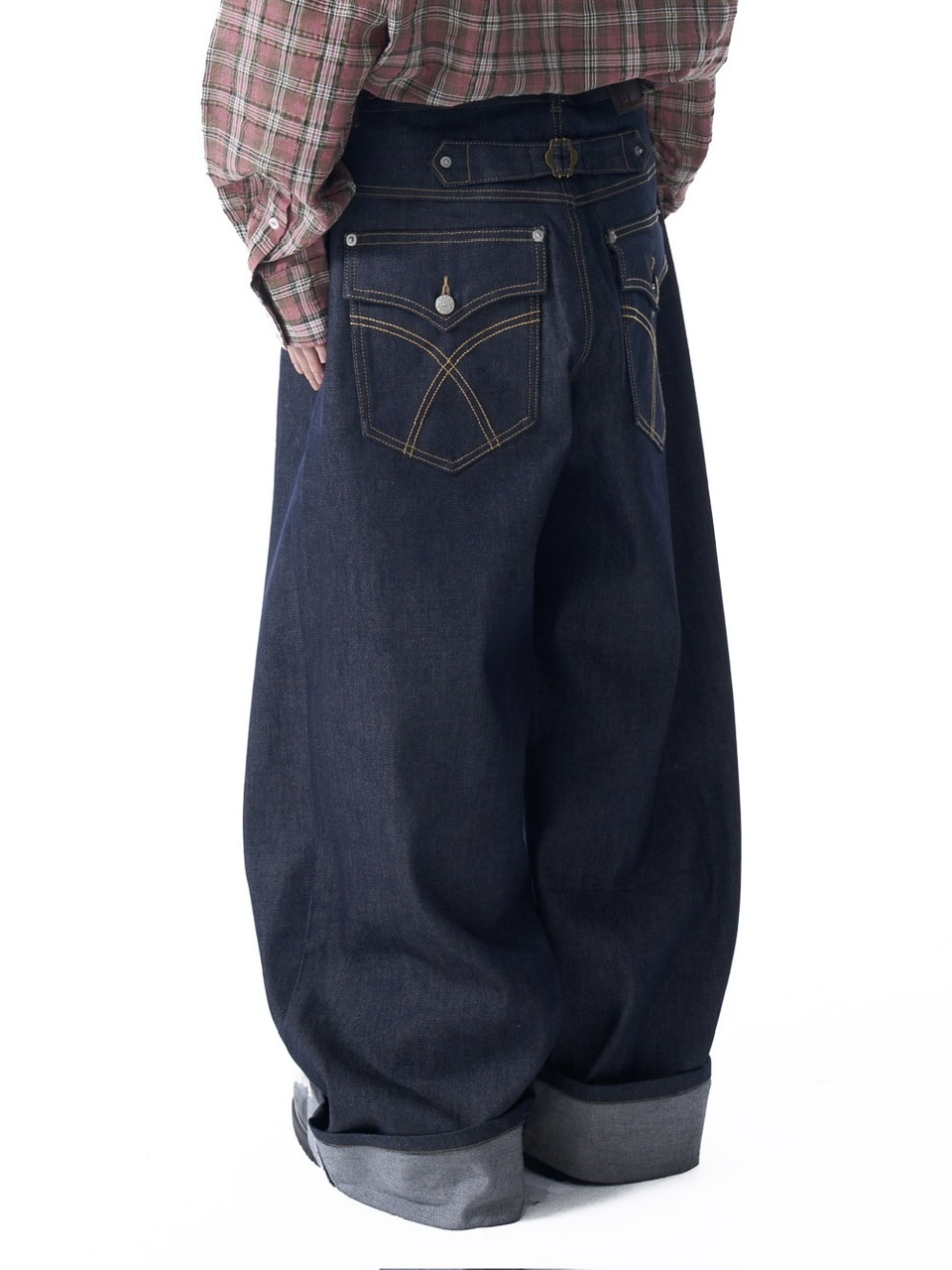 【AAKAM】Cinch Back Denim Pants