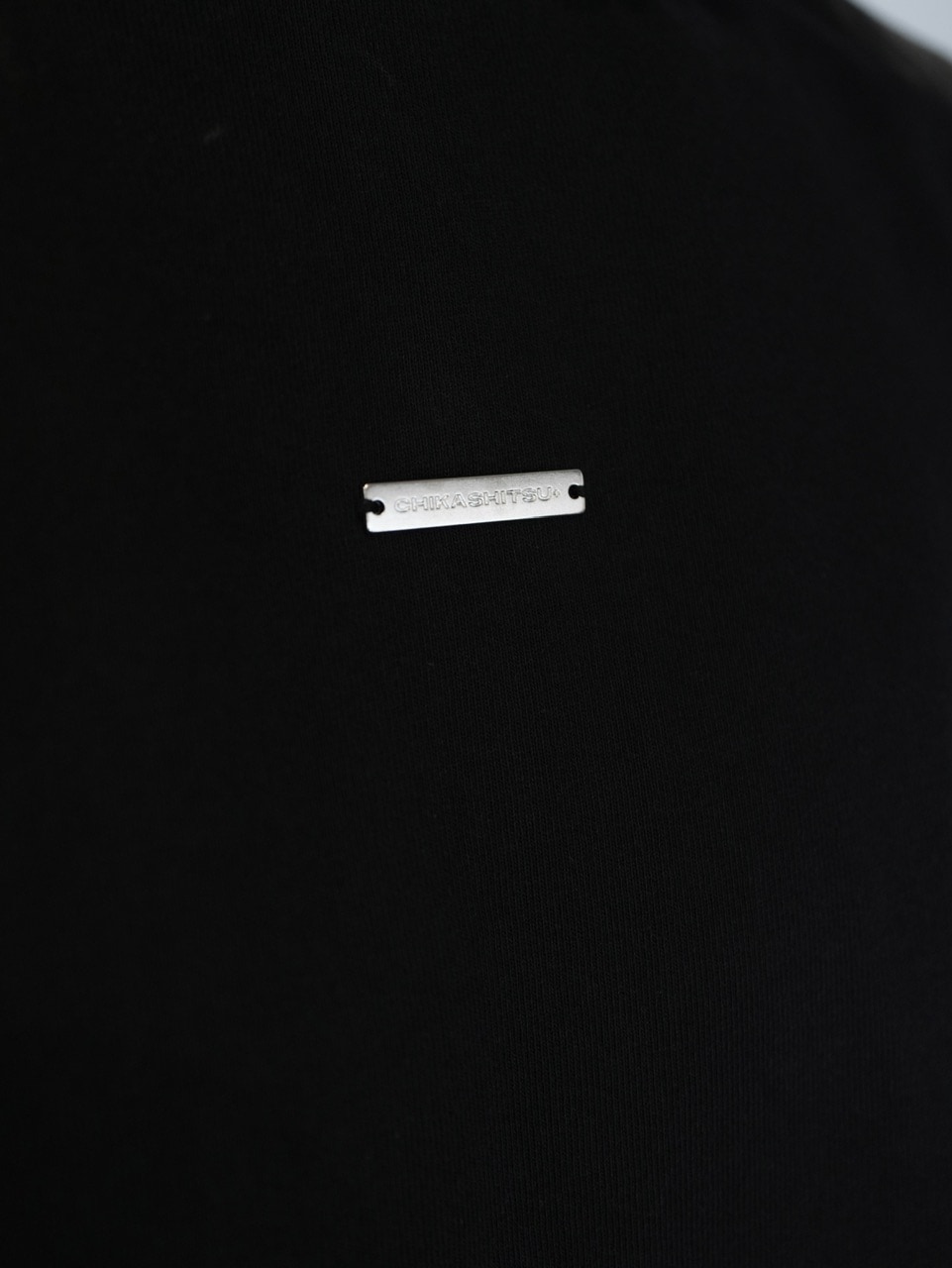 【CS】【Chikashitsu +】 mockneckdamageknit CS】【Chikashitsu +】 mockneckdamageknit