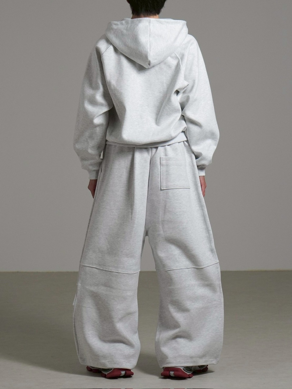 受注制【Chikashitsu +】heavy weight cotton cropped hoodie / 【チカシツプラス】ヘビーウェイトコットンクロップドパーカー (3color)