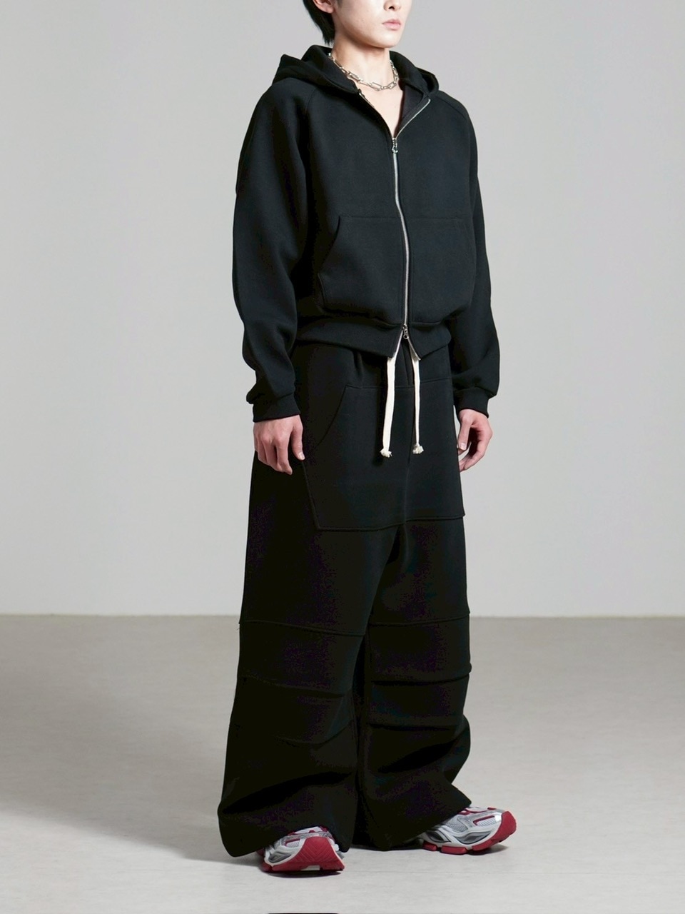 受注制【Chikashitsu +】heavy weight cotton cropped hoodie / 【チカシツプラス】ヘビーウェイトコットンクロップドパーカー (3color)