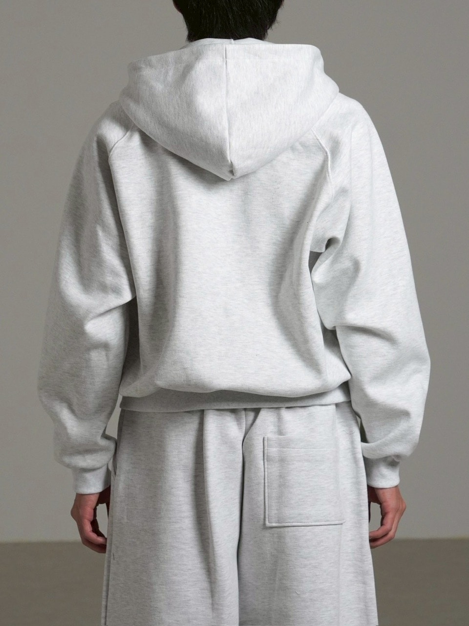 受注制【Chikashitsu +】heavy weight cotton cropped hoodie / 【チカシツプラス】ヘビーウェイトコットンクロップドパーカー (3color)