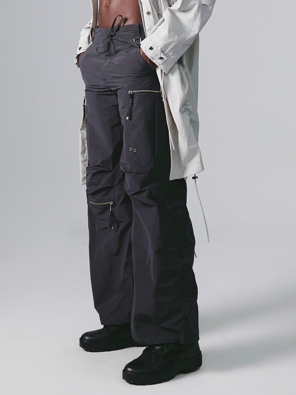 ◆NACHE◆ PUCKERING JOGGER PANTS UNISEX CHARCOAL 23SPBOT06CH NACHE】PUCKERING JOGGER PANTS (UNISEX) | OUR BRAND,NACHE