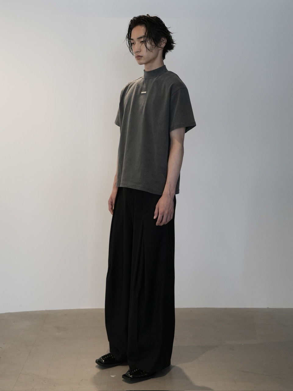 CS】Shoulder zip mockneck tee (pigment black) / 【シーエス