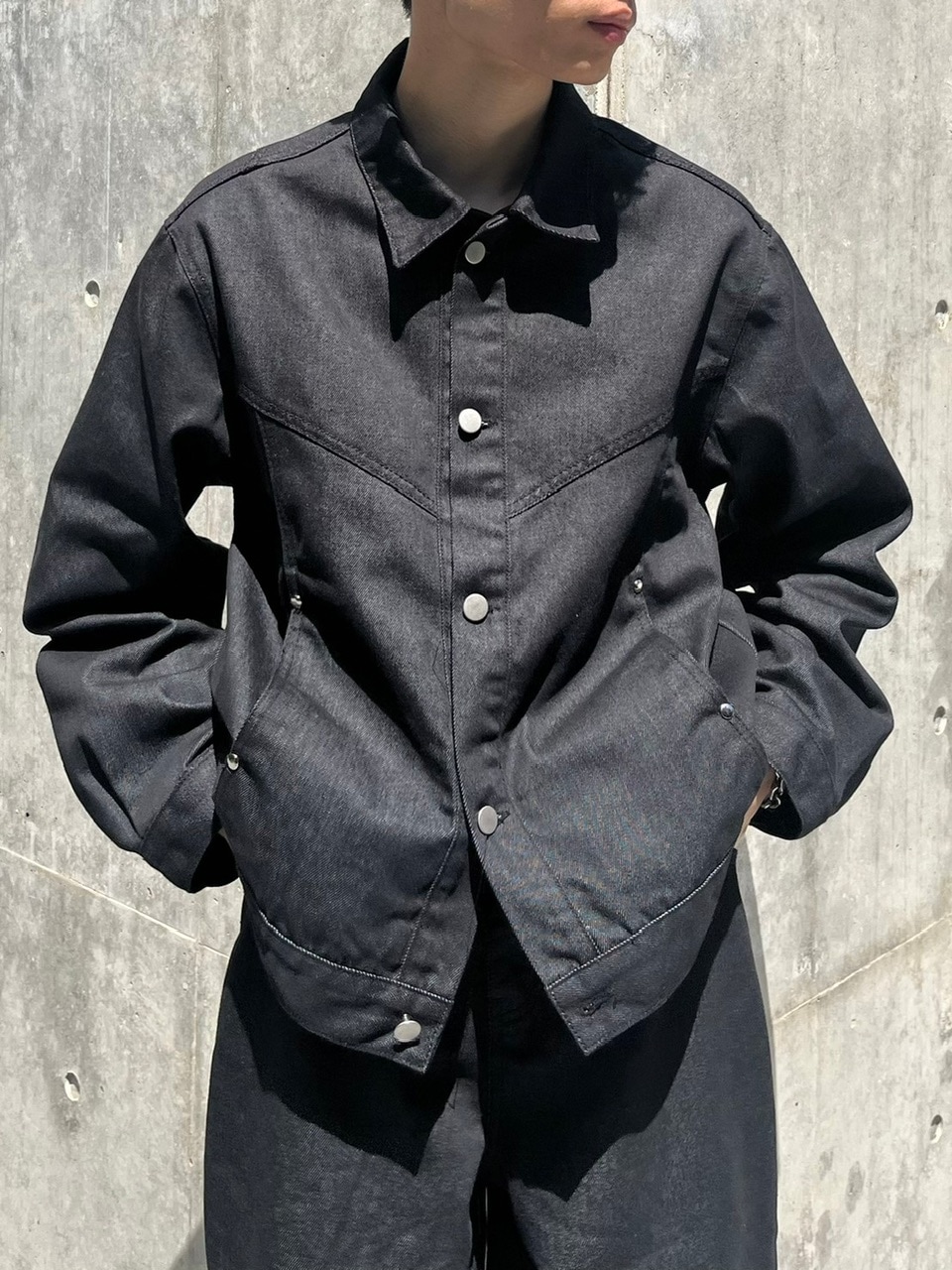 受注制【Chikashitsu +】set up design denim short jacket