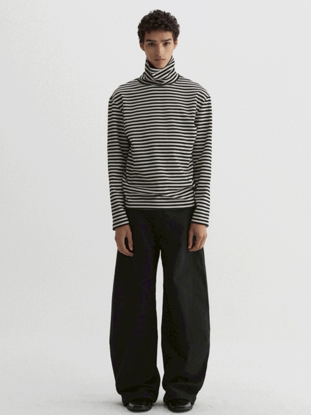 【DNSR】Textured Stripe Turtleneck Long Sleeve