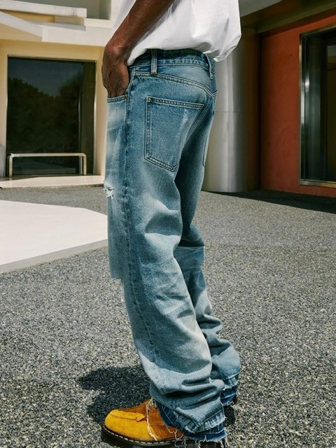 【MR. ENJOY DA MONEY】M buckle water washing jeans