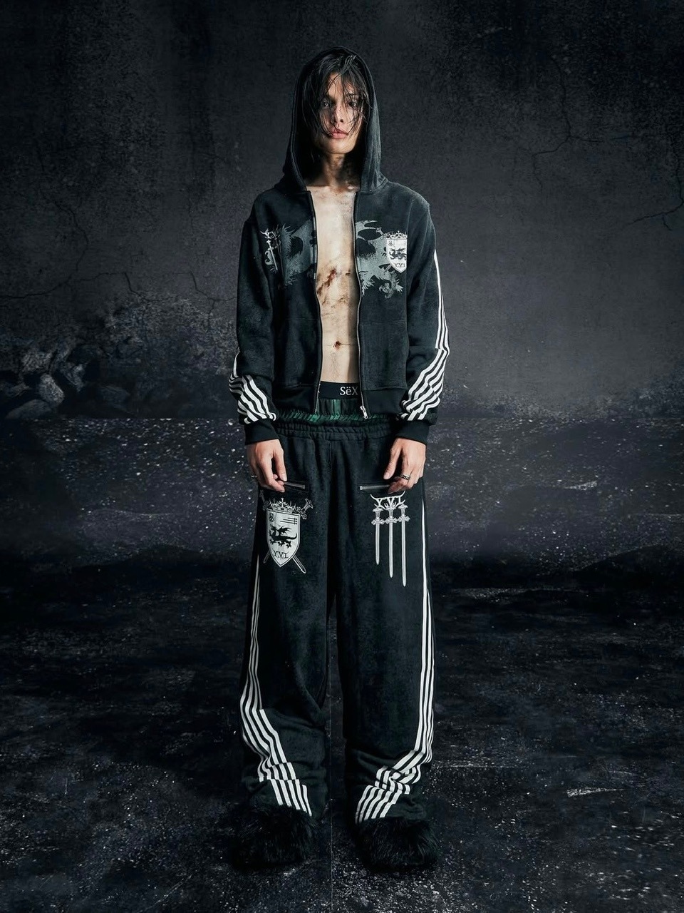 【Cozy world Wide】ROYAL KNIGHT CLUB WAXED - HOODZIP