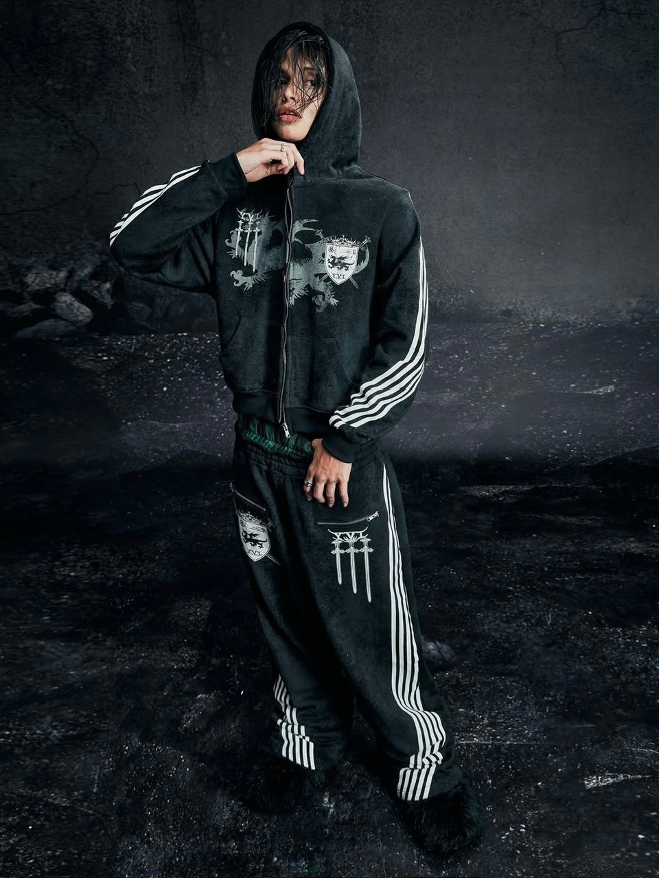 【Cozy world Wide】ROYAL KNIGHT CLUB WAXED - HOODZIP