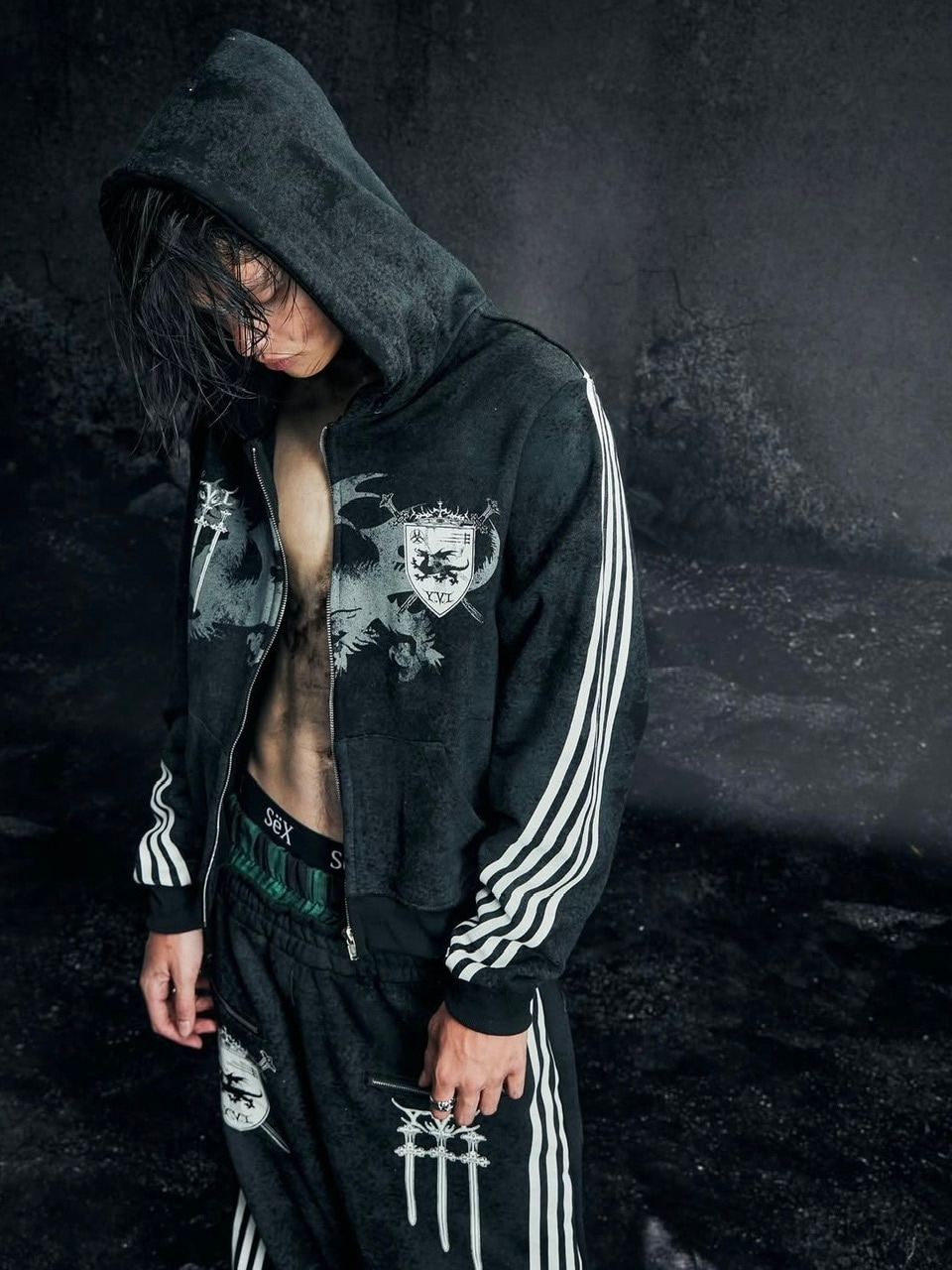 トップス COZY WORLDWIDE 00 KNIGHT CLUB HOODZIP 00 KNIGHT CLUB HOODZIP – COZY WORLDWIDE