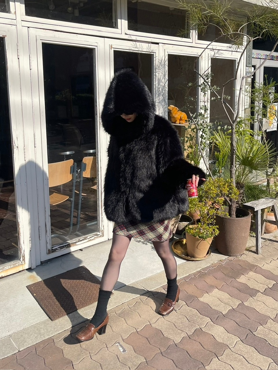 受注制【Chikashitsu +】hooded cropped fur blouson (2color