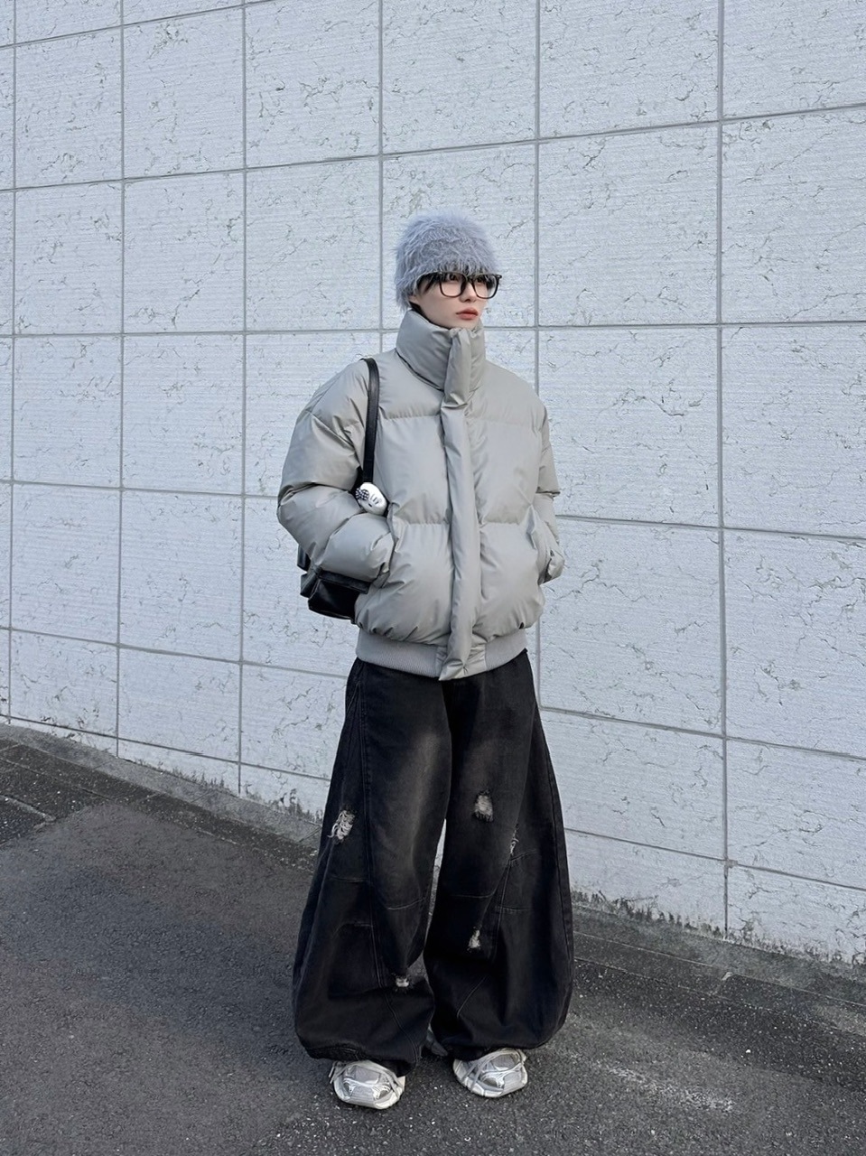 受注制【LUV CODE】point damage balloon denim pants