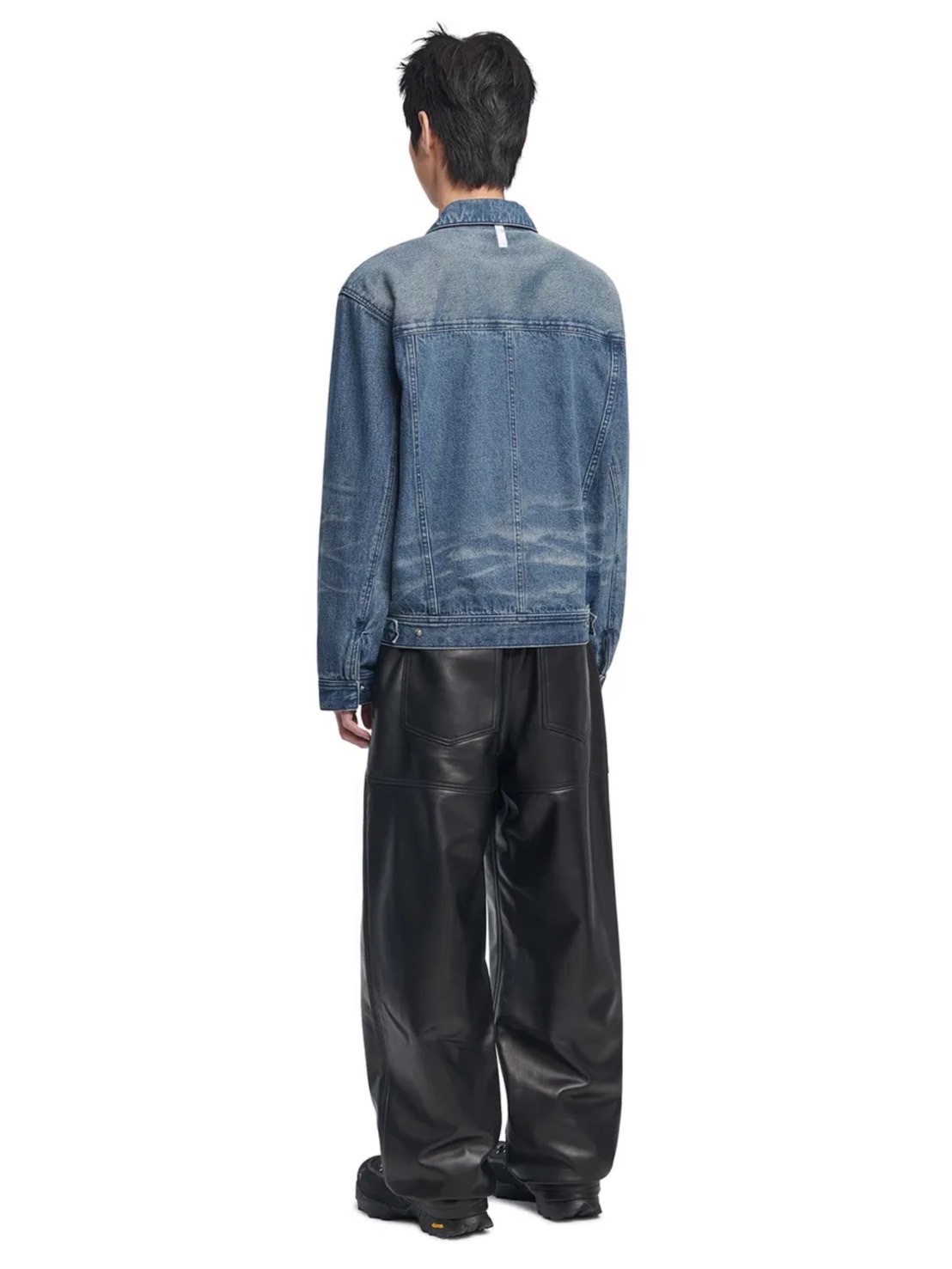 【NOMANUAL】WASHED DENIM TRUCKER JACKET