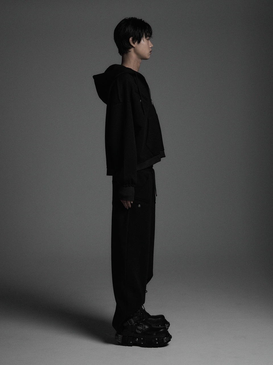 Rosen Kreuz】the taste“V” CROP OVERFIT SET UP HOODIE | OUR