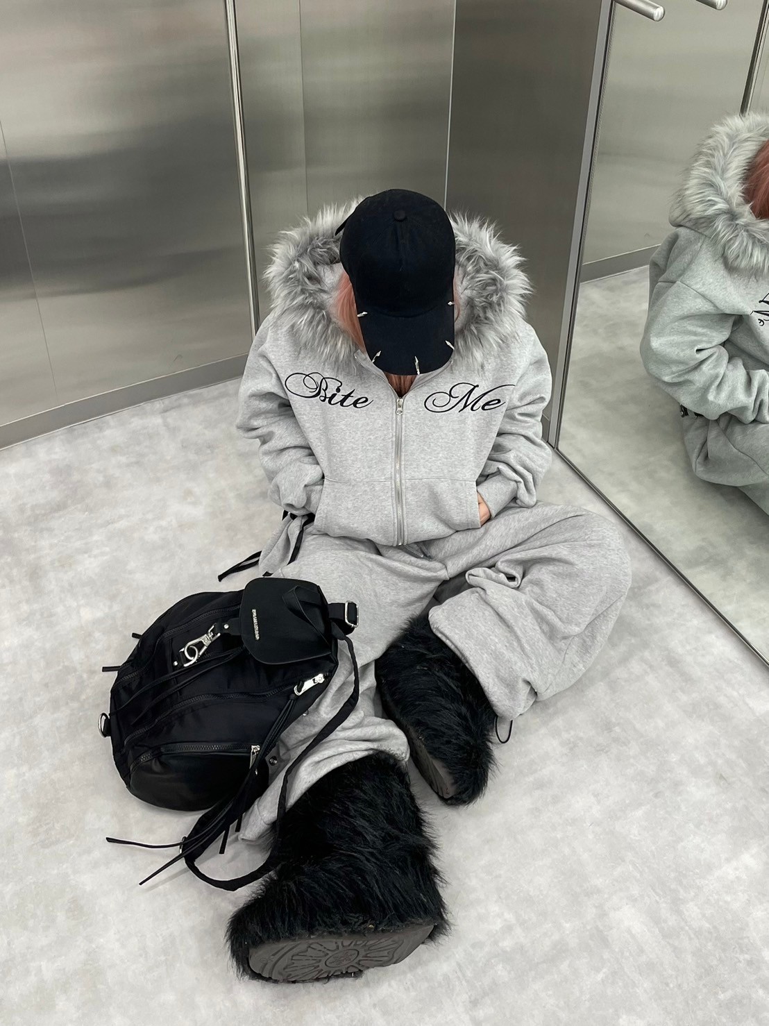 か*に様 URU COTTON COTTON POPLIN ZIP UP BLO nmtc +】embroidery fur zip up hoodie (2color) | OUR BRAND,nmtc +