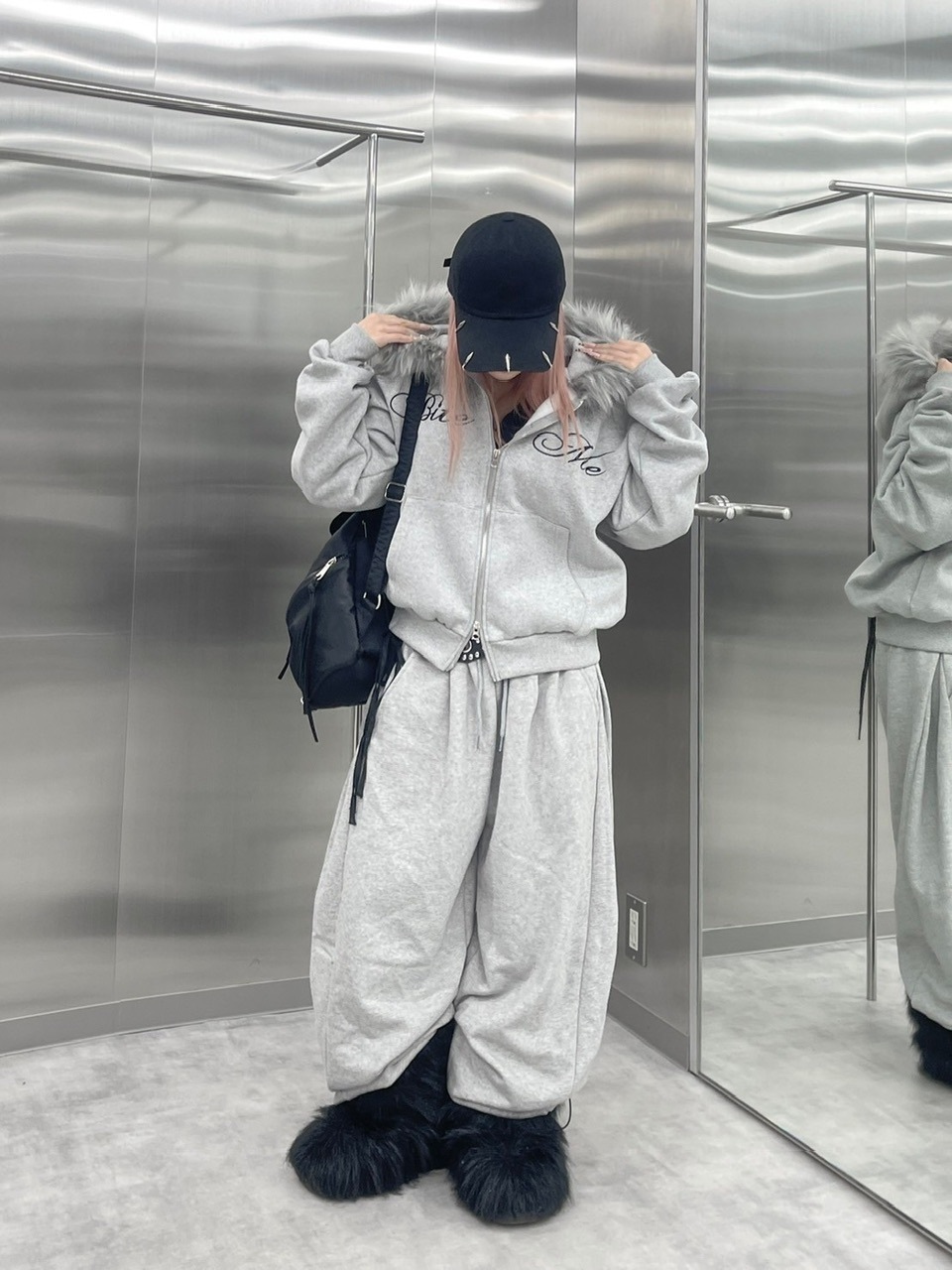 か*に様 URU COTTON COTTON POPLIN ZIP UP BLO nmtc +】embroidery fur zip up hoodie (2color) | OUR BRAND,nmtc +