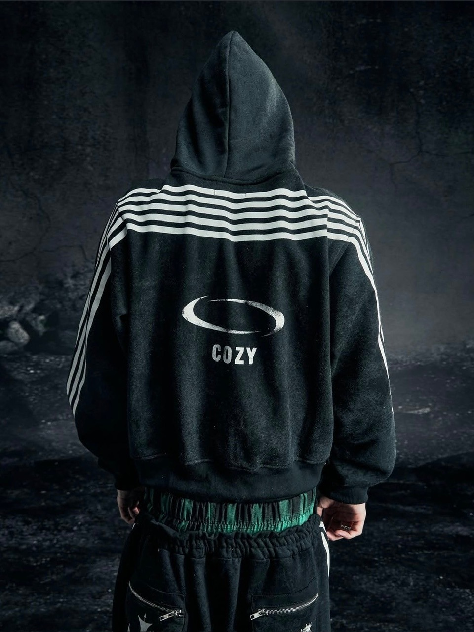 COZY WORLDWIDEスウェットパンツ ロイヤルナイトクラブワックスド - SWEATPANTS