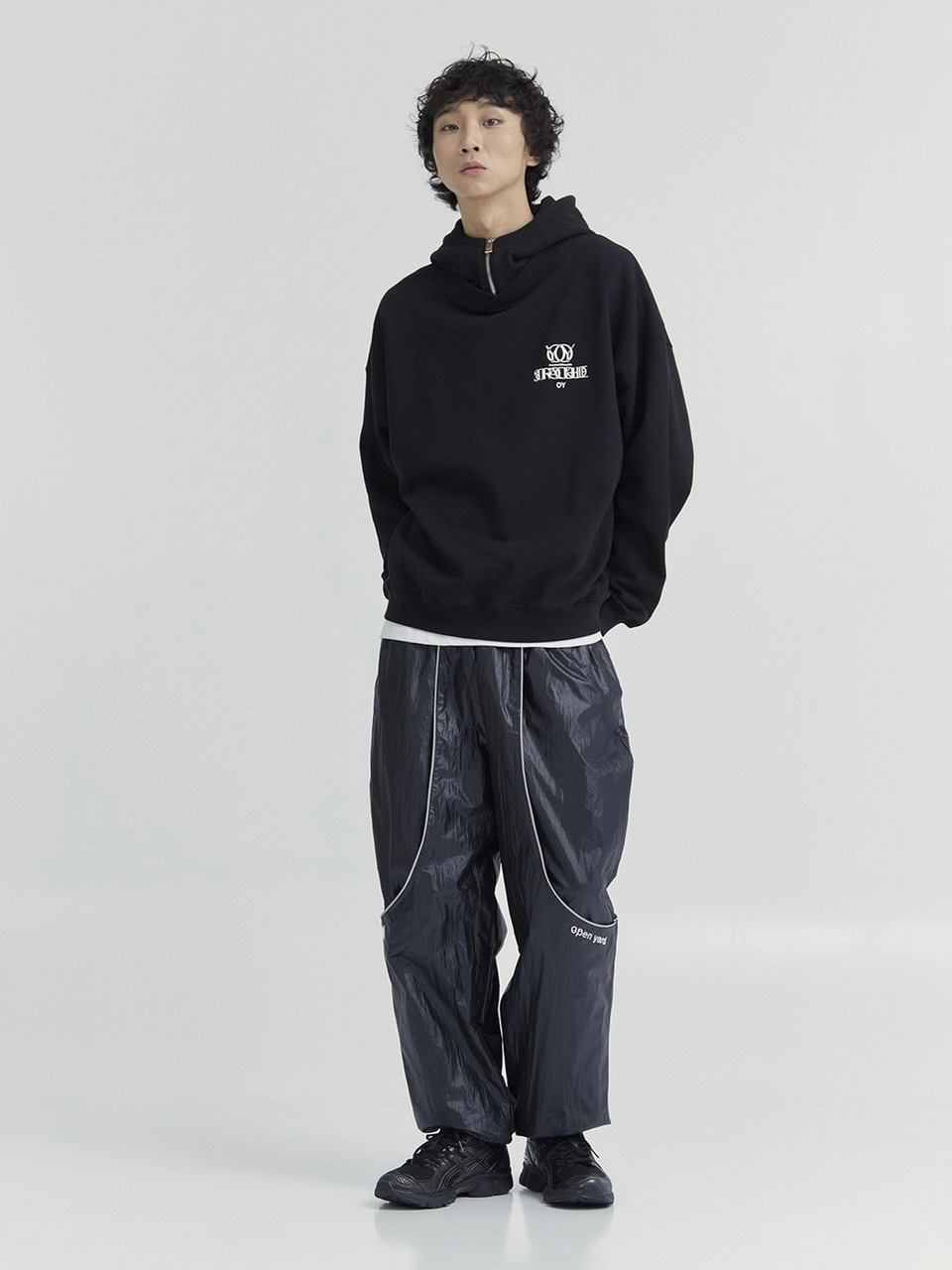 ★OY★OVERLAY LOGO ZIPPER POLA HOODIE-BLACK★正規品/直送料込 OY】OVERLAY LOGO ZIPPER POLA HOODIE | OUR BRAND,OY