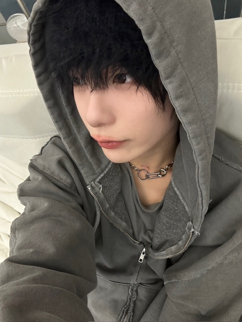 【LUV CODE】pigment cropped zip hoodie LUV CODE】pigment cropped zip up hoodie (2color) | OUR BRAND