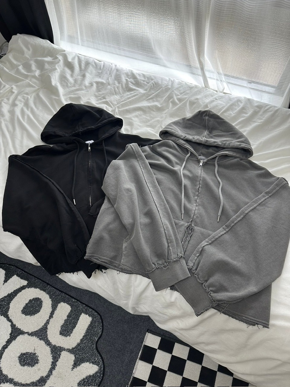 【LUV CODE】pigment cropped zip hoodie LUV CODE】pigment cropped zip up hoodie (2color) | OUR BRAND