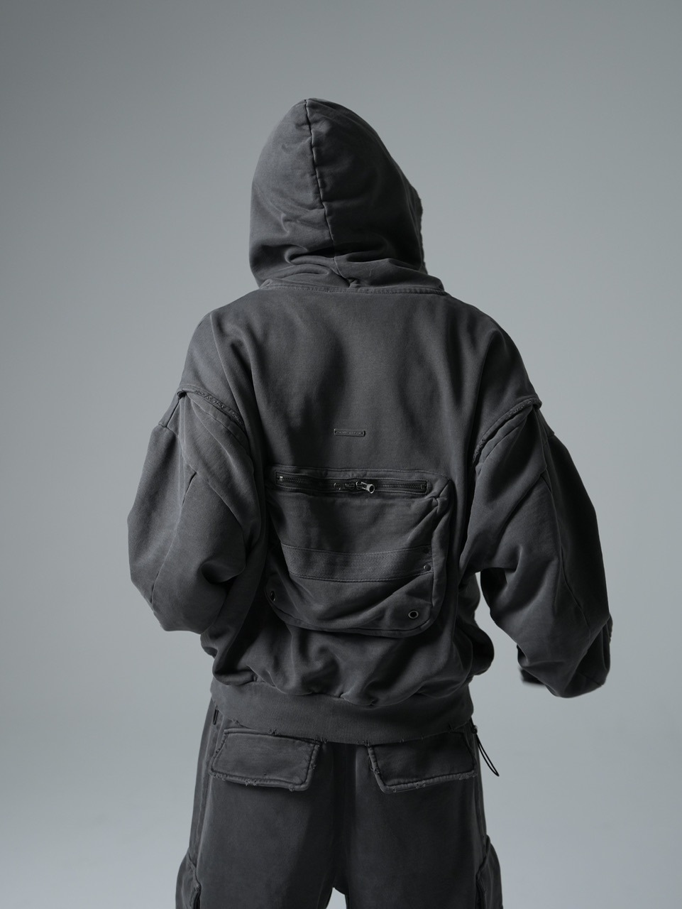 CHIKASHITSU PLUS HIGH】cropped dirty wash double zip hoodie