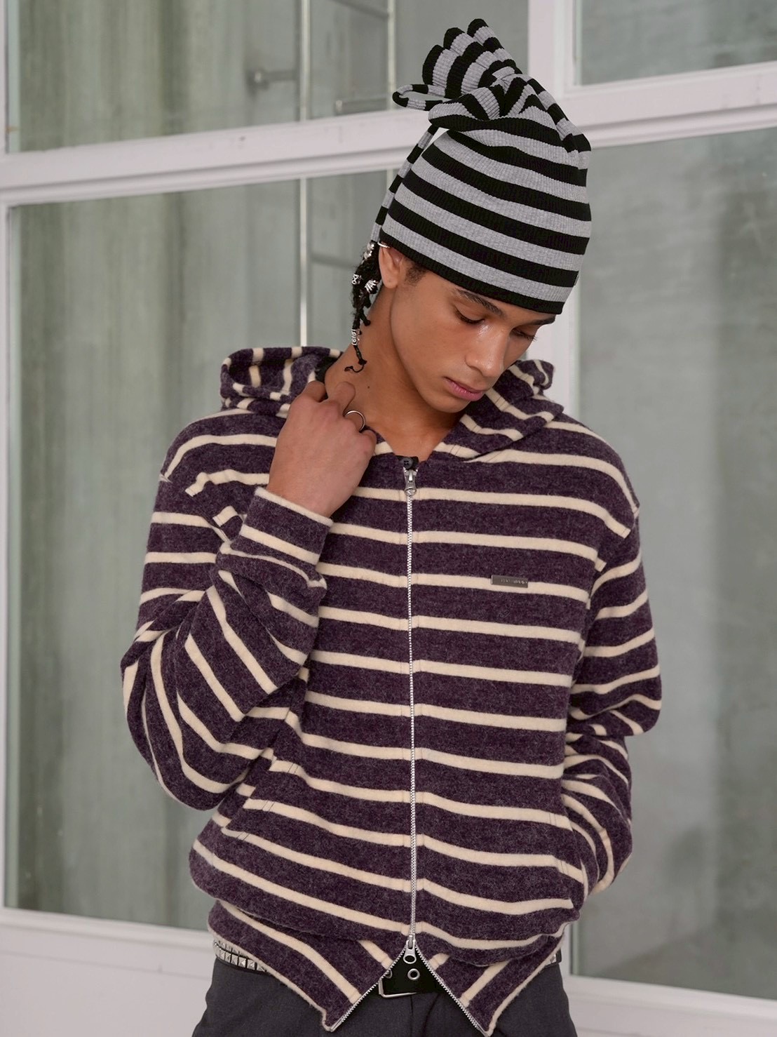 【ESC STUDIO】Cozy fuzzy zip-up hoodie