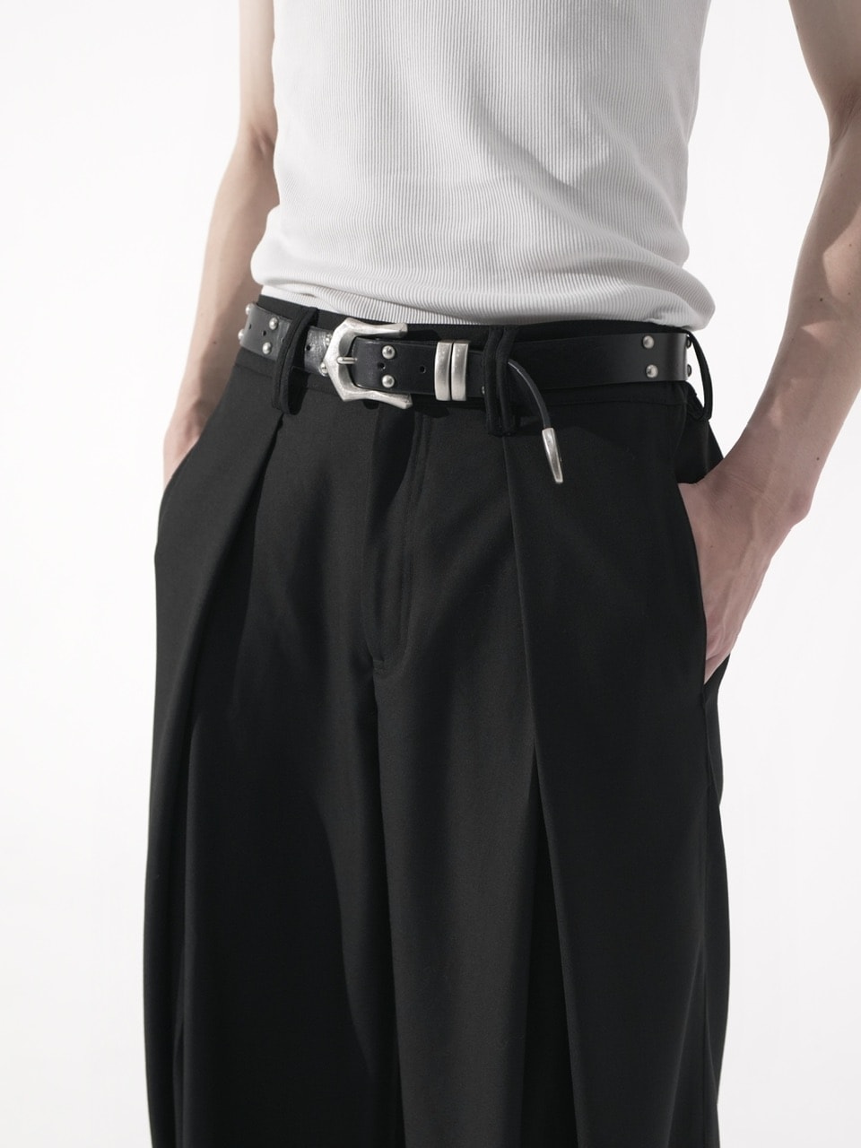 CS】cross tuck drape slacks (black) | OUR BRAND,Chikashitsu +,CS