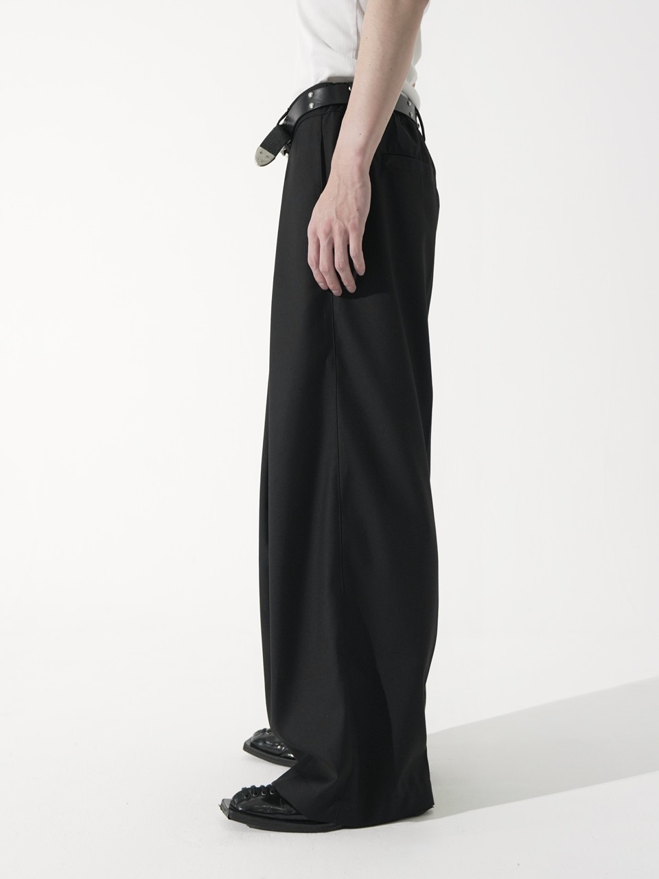 【CS】Cross tuck drape slacks black CS】cross tuck drape slacks (black) | OUR BRAND,Chikashitsu +,CS