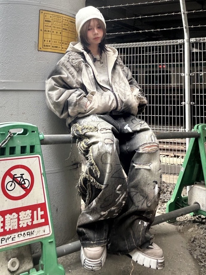 Never mind the XU】damage washed long sleeve / 【ネバーマインドザ