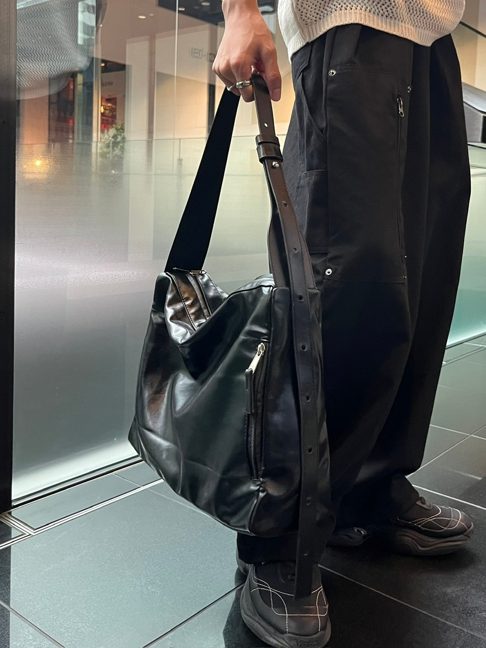 受注制【Chikashitsu +】vegan leather box belt bag (2color)