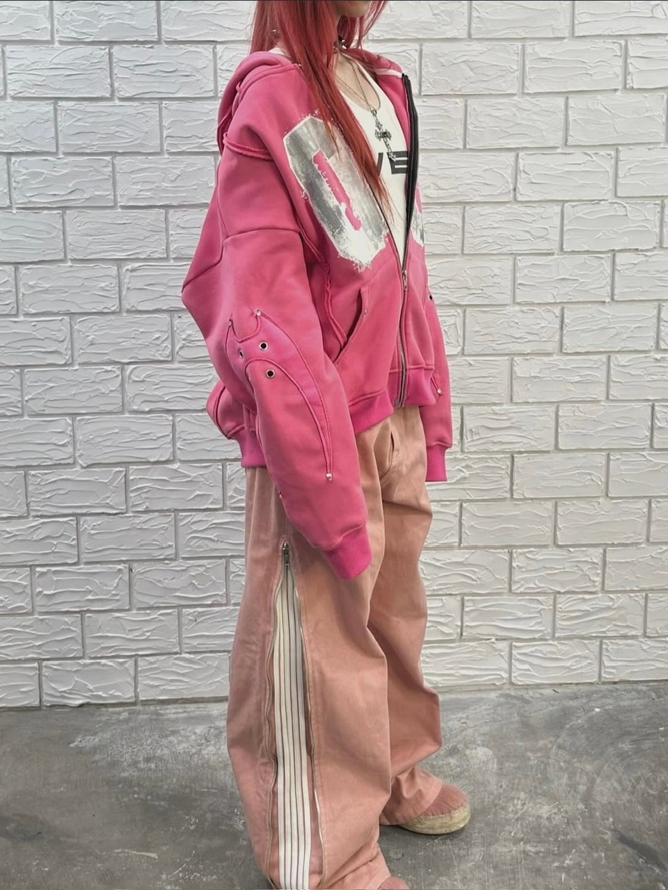 COZY WORLDWIDE  00 PINK KNIGHT CLUB ジップフーディー 00 PINK KNIGHT CLUB HOODZIP - Cozy Worldwide | 60% - Asian