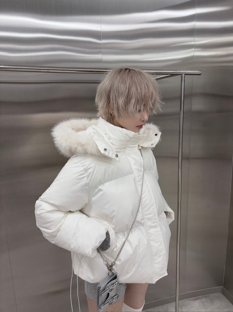   フード付きジャケット M ホワイト 受注制【nmtc +】fur padding hood jacket (2color) | OUR BRAND,nmtc