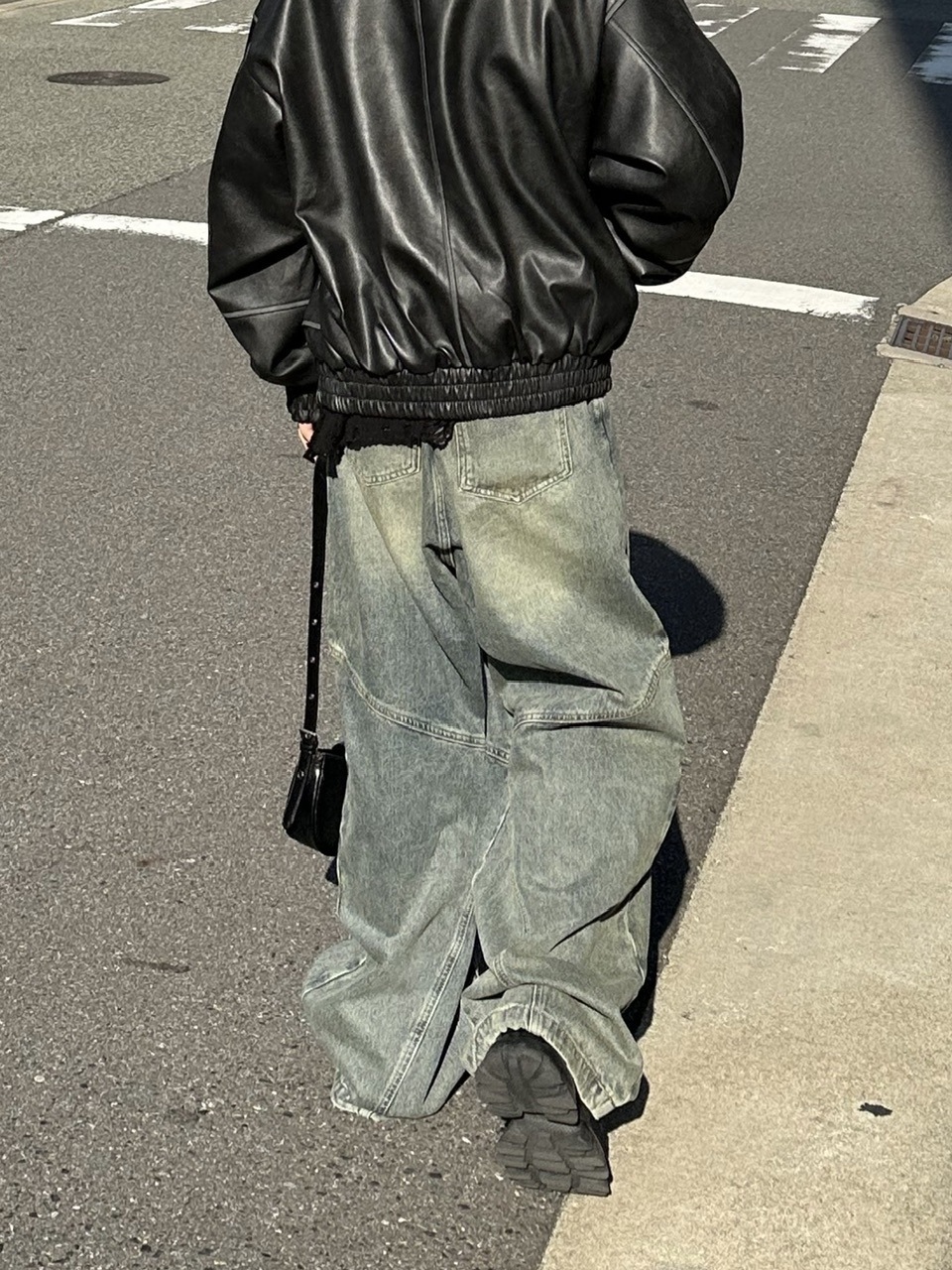 大阪店WEB限定【Chikashitsu +】double pocket wide denim pants (2color)