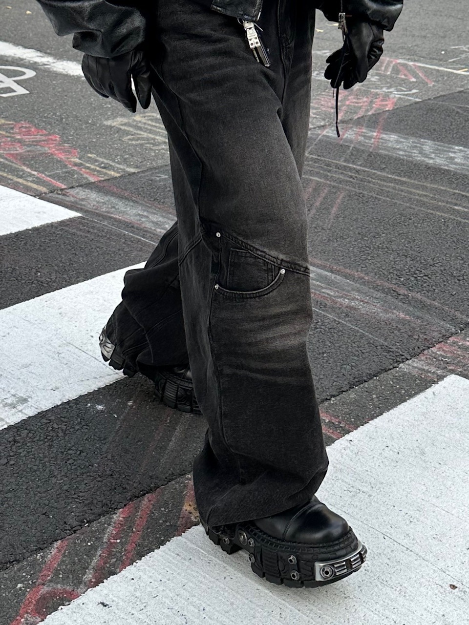 大阪店WEB限定【Chikashitsu +】double pocket wide denim pants (2color)