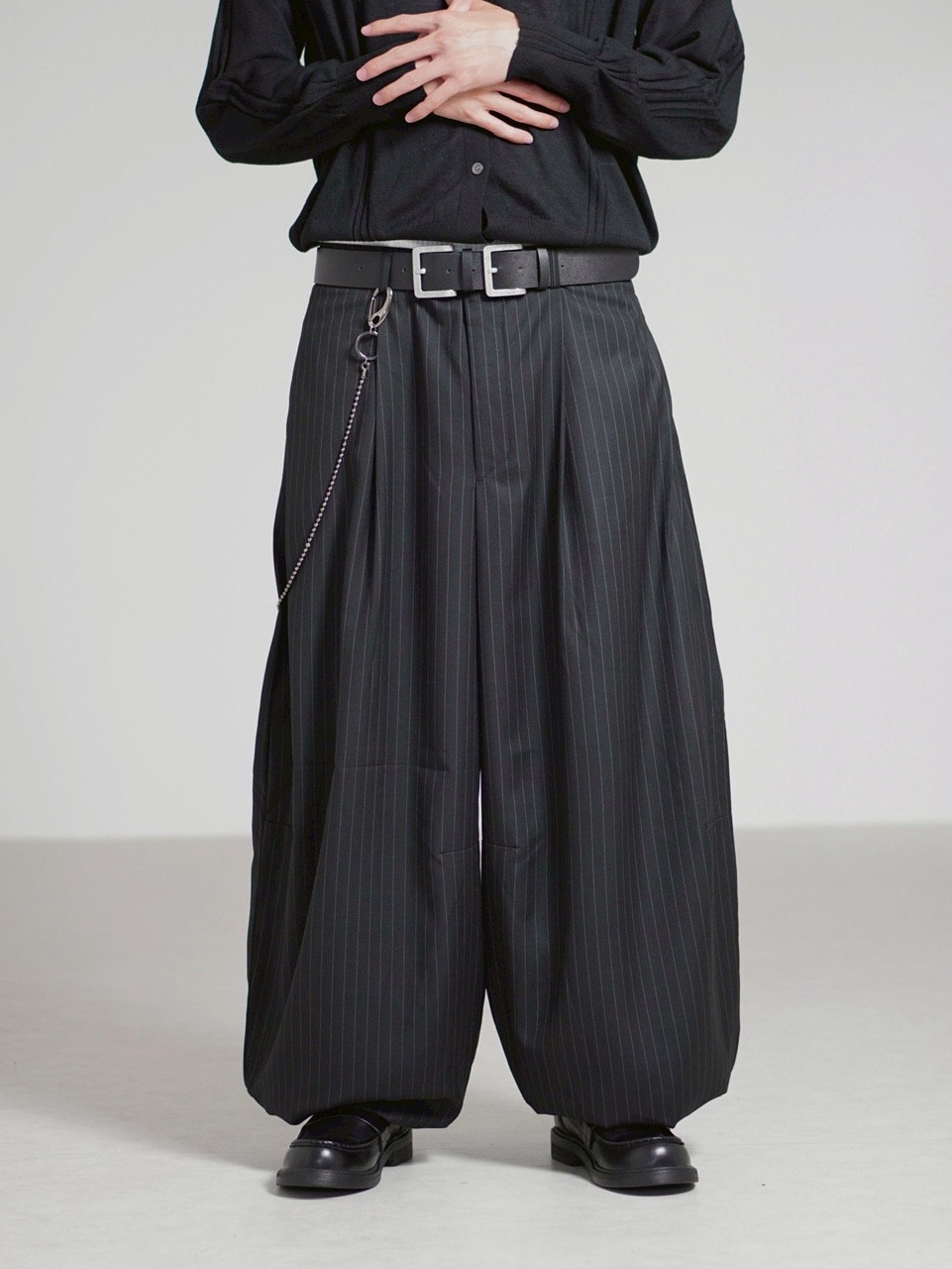 ちいかわゆうちゃみさん専用STRONG BASIC TROUSERS BLACK 受注制【Chikashitsu +】draw cord stripe wide slacks