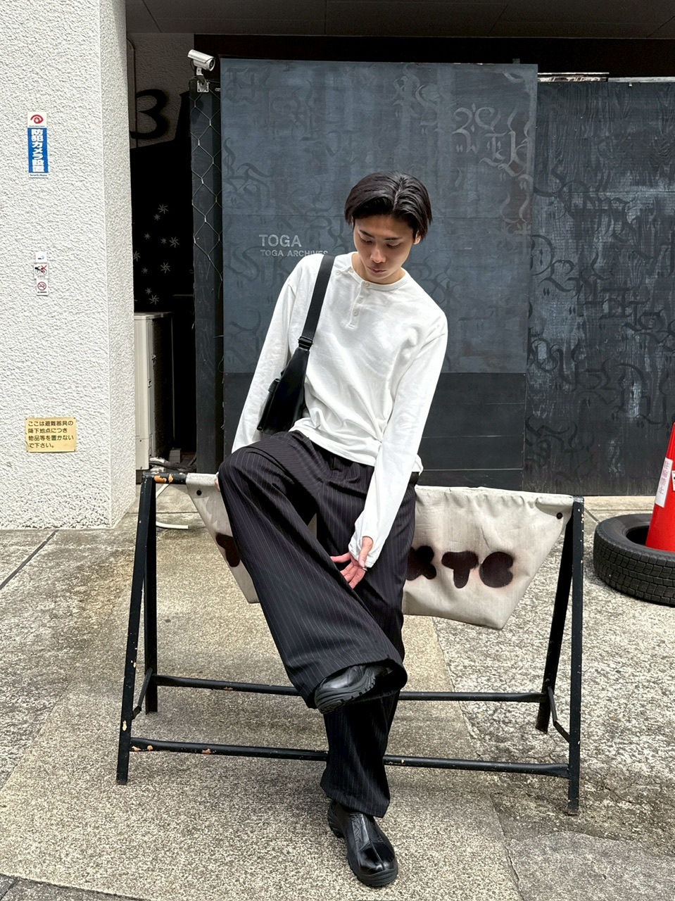 受注制【Chikashitsu +】draw cord stripe wide slacks / 【チカシツプラス】ドローコードストライプワイドスラックス (2color)