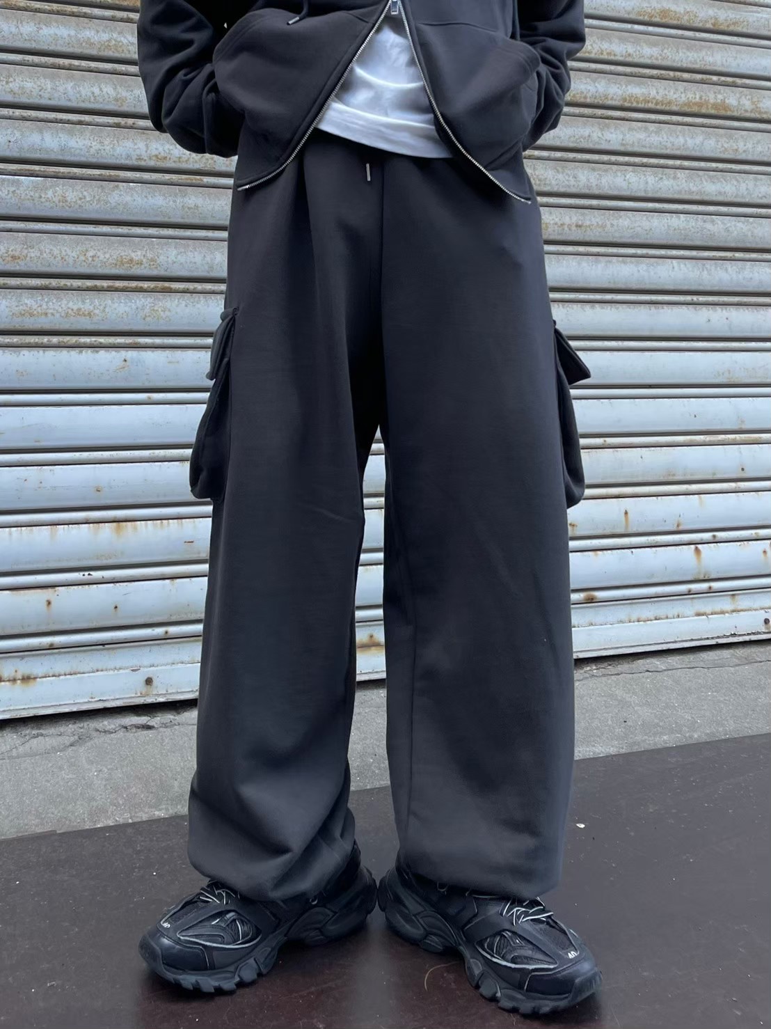 ちいかわゆうちゃみさん専用STRONG BASIC TROUSERS BLACK Essential Straight Leg Yoga Pants, Side Pockets – Yogipace